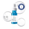 Sérum de ojos La Roche Posay Hyalu B5 con textura de fondo y sello dermatológico
