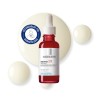 Sérum antiedad Retinol B3 30ml de La Roche Posay con textura de fondo y sello dermatológico
