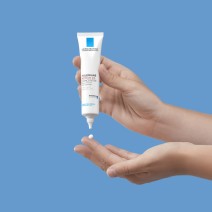 La Roche Posay Crema Kerium DS Tratto Calmante prodescamante, 40ml